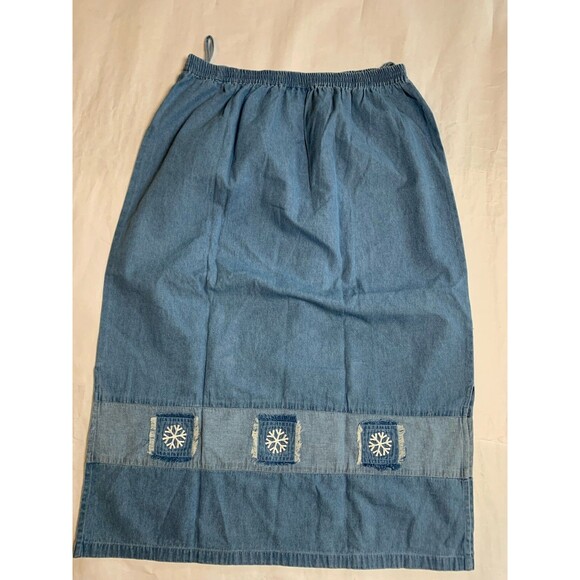 Quacker Factory Skirt Duo Womans 1X Blue Denim Blouse and Skirt with Snowman - Picture 6 of 13